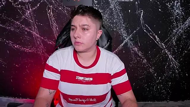 Cute IanGilbert wants you to fuck zir body now IanGilbert from StripChat