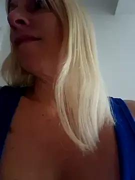 Watch StripChat's Ina_HotX Ina_HotX from StripChat