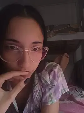 isaaabelaaa — every 100tk, a finger in pussy+ass 