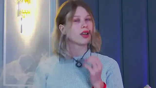 Ivy_Allen — show your ass