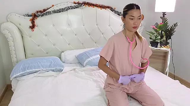 Discover slutty escort Iwantbee iwantbee from StripChat