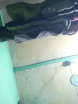 Jaanvi_G from StripChat