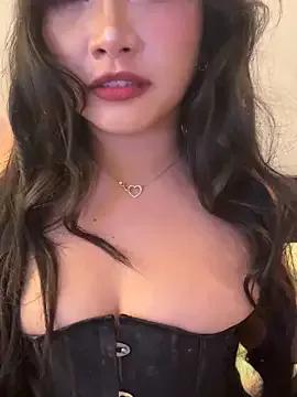 jinawaves from StripChat