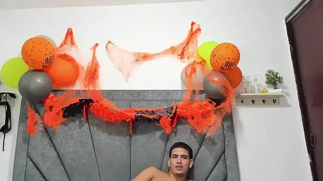 KamilaAndJavier from StripChat