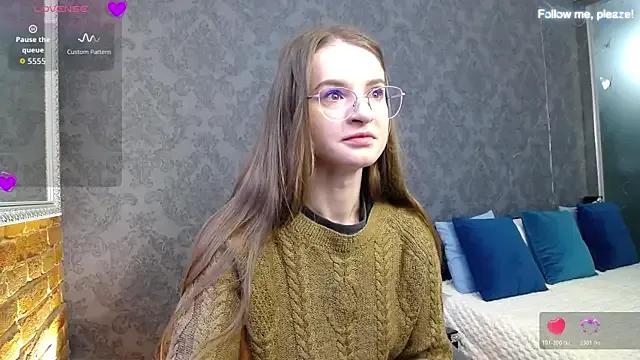 KateJonson on StripChat