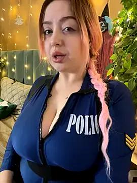 Admire dirty model KellyMoors KellyMoors from StripChat