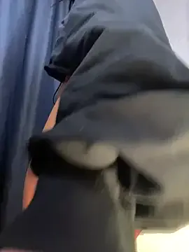 Lissa_kissu — Fucking a dildo on the floor + tits