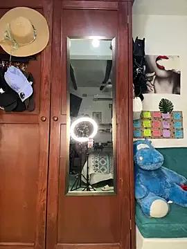 lucyrossink from StripChat