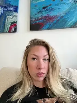 LuisaBecker — SNAP & 5 NEW LESBIAN PORN LAST TIP 