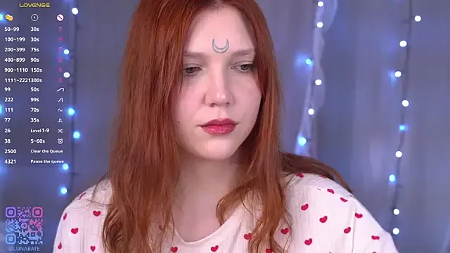 Lunabate on StripChat