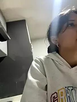 lynn9000 from StripChat