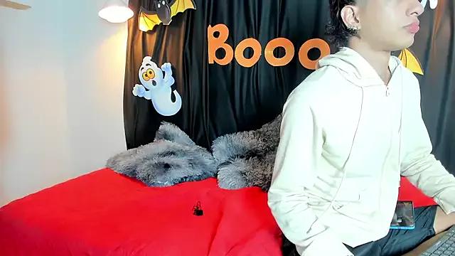 Explore Maicol_cum23, they want to masturbate for you maicol_cum23 from StripChat