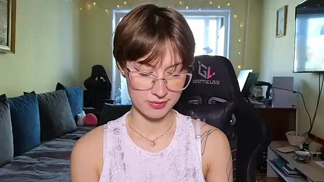 MalvinaBlum — show my sexy curves