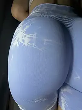 Mia_Blanquita — NO SHORT + FLASH PUSSY