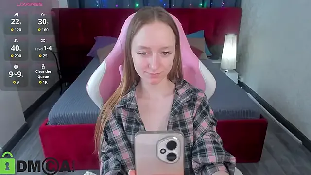 Mia_E1fie — First, excite me with vibrations