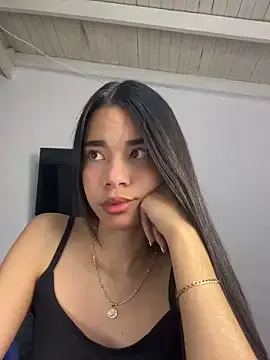 Milleradhara24 — Freechat on StripChat