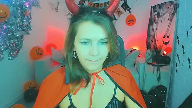 Explore StripChat's NicoleHitman NicoleHitman from StripChat