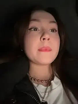 Peachy_Dream — open door for few sec