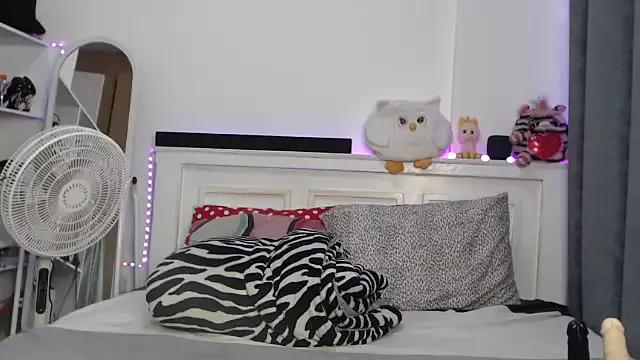 Masturbate to 23 years old peeky_pinky from StripChat peeky_pinky from StripChat