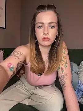 Sexy PiperPassionX wants you to fuck her body now PiperPassionX from StripChat