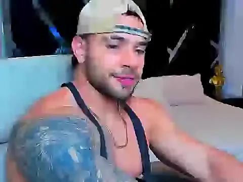 Raytorres from StripChat