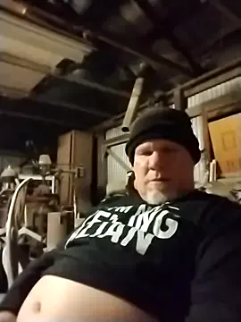 Reddog833 from StripChat