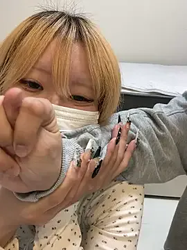 reon_reonreon — Freechat on StripChat