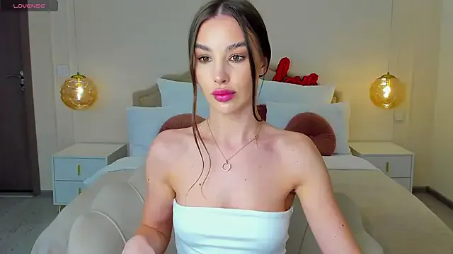 SaintLora — tits out