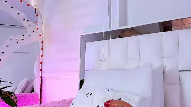 Slutty sara_goddess01 from StripChat sara_goddess01 from StripChat