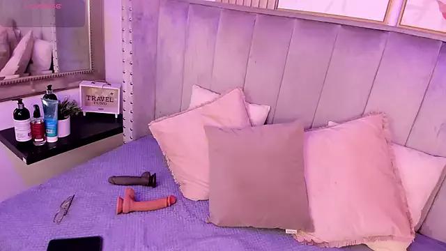 Seshat_Hitt from StripChat