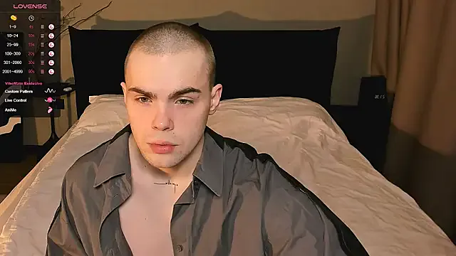 simonvnl — clothes off and jerking