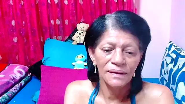 Discover SLUTTYROXY, she wants to masturbate for you SLUTTYROXY from StripChat