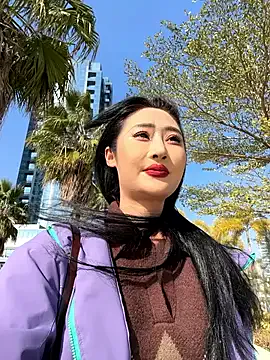 so-linger on StripChat