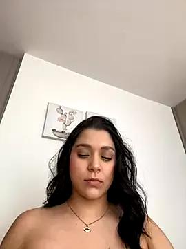 Slutty SophiaLaurens wants you to fuck her body now SophiaLaurens from StripChat