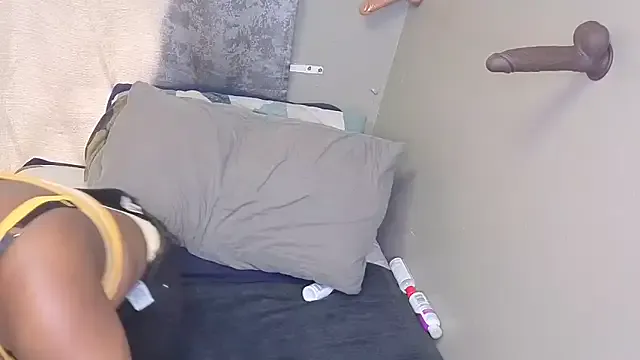 spicybootie — surprise me with  a week off daddys