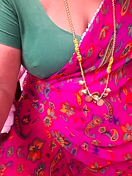 Tamil_Ammani — Boobs show