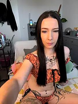 Trixie-Tainted from StripChat