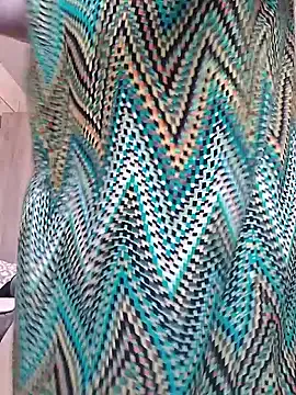 Tupo070481 — see boobs