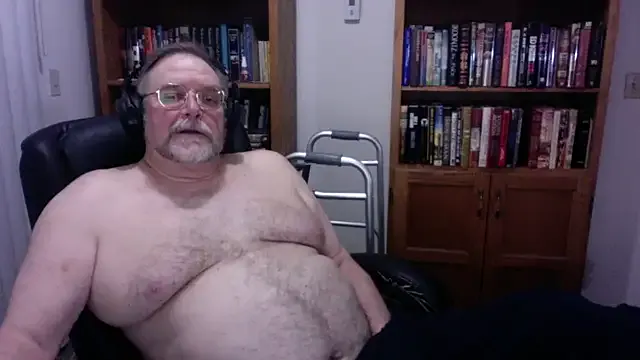 Vinyl22@xh from StripChat