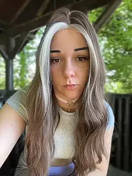 xBluntBunny — BOOBFREE WALK + last tipper 1 video