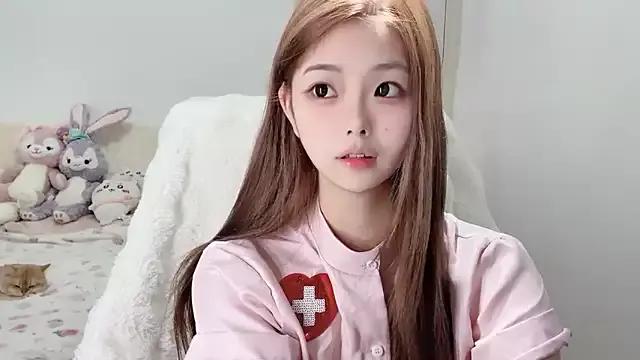 xiaoyugan-99 from StripChat