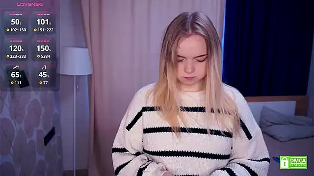 ZaraCreedon from StripChat